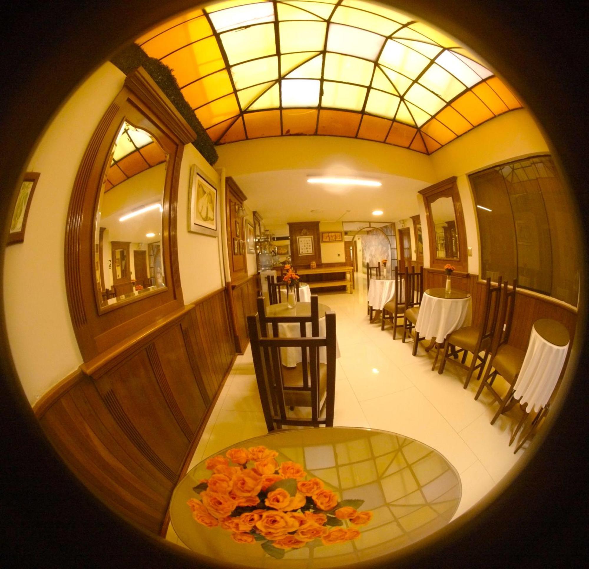 Hotel La Molina Lima Buitenkant foto